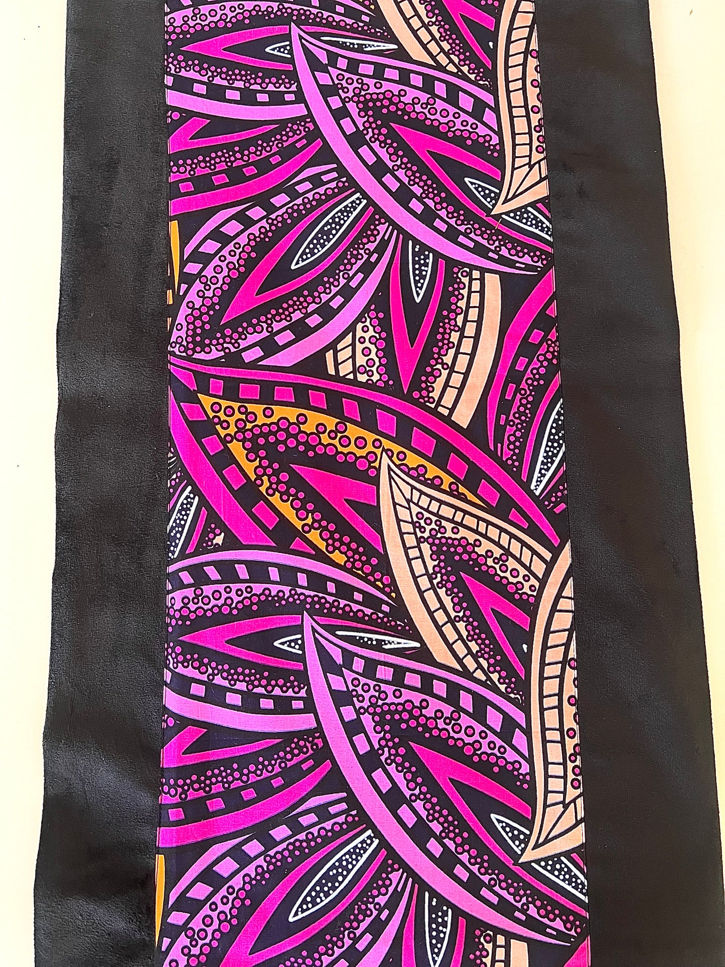 Telsi Table Runner
