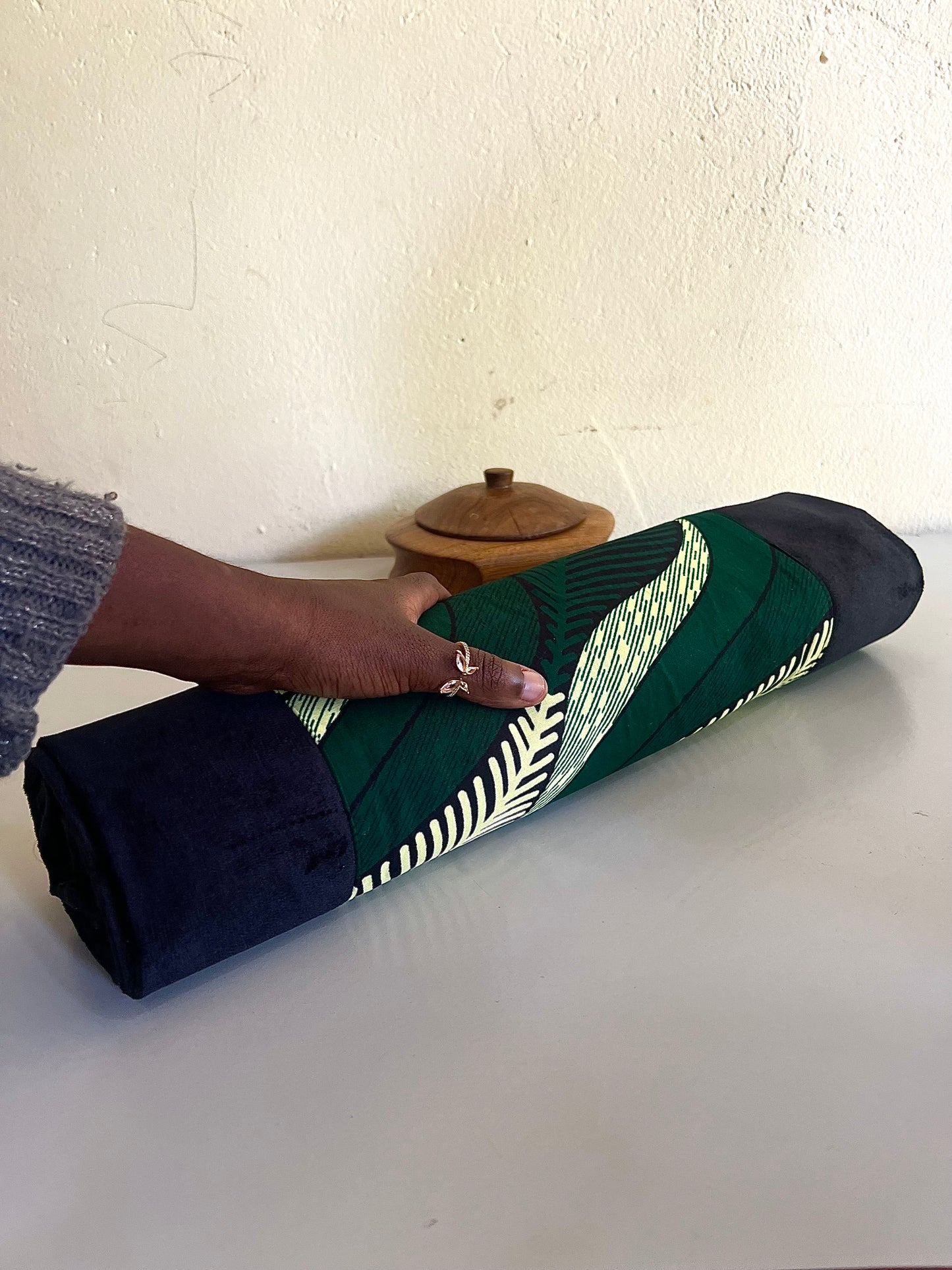 Foliole Table Runner